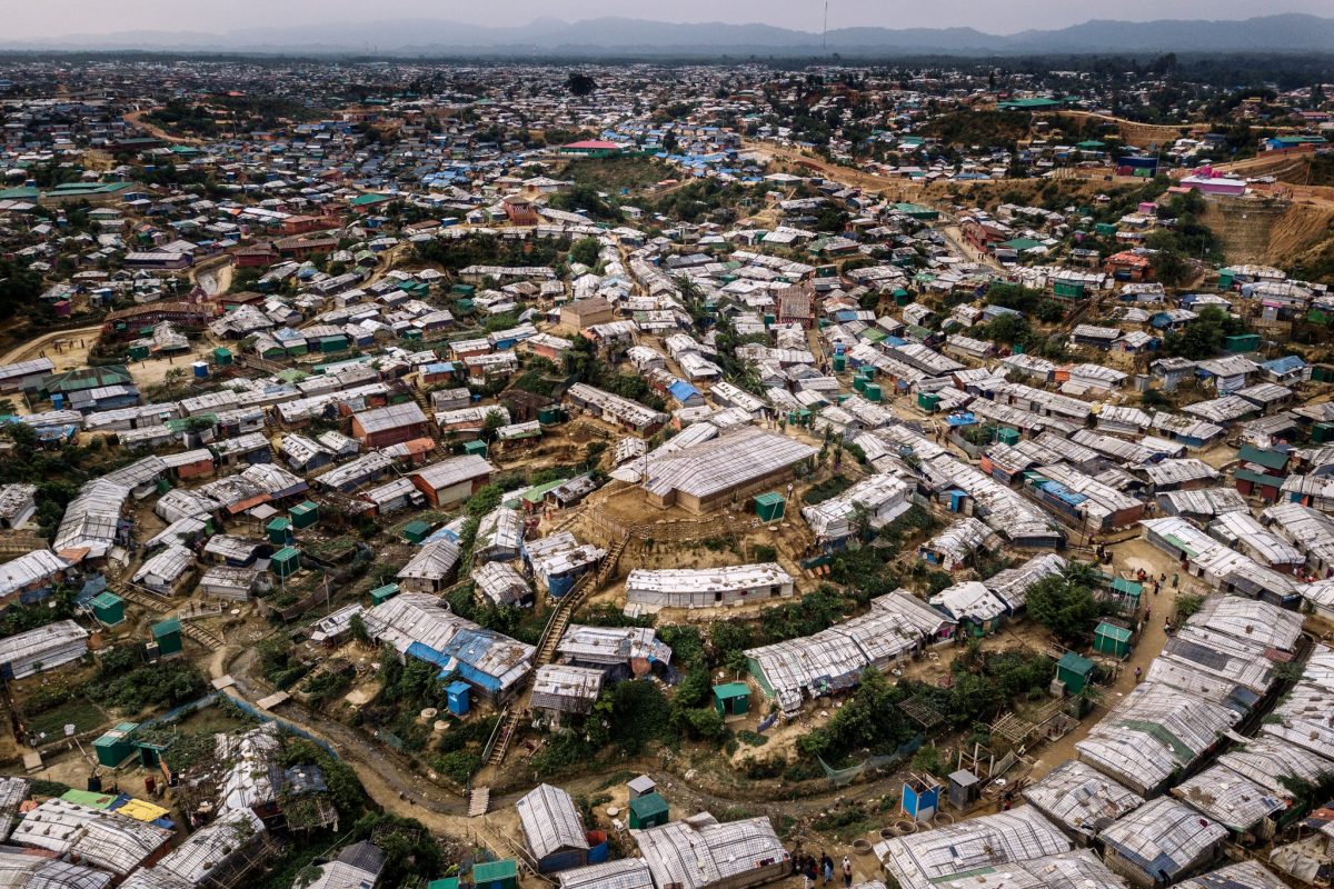 Poezd provayderi bilan jinsiy aloqa haqida havaskor porno video Jinsiy Sagdiana