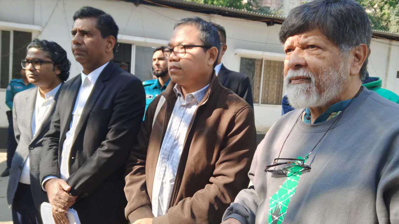 আন্তর্জাতিক অপরাধ ট্রাইব্যুনালে অভিযোগ দিলেন মাইকেল চাকমা